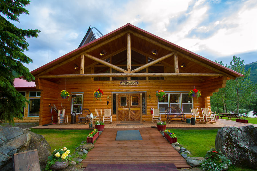 lodge with eagle-eye view of Juneau